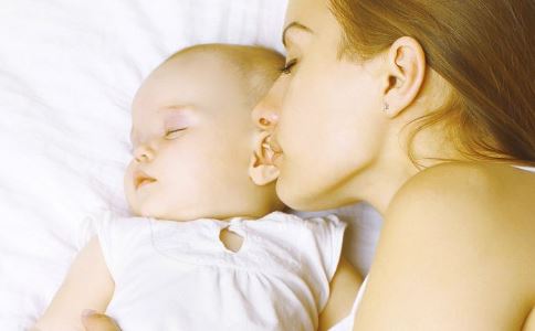 新生儿护理7大技巧