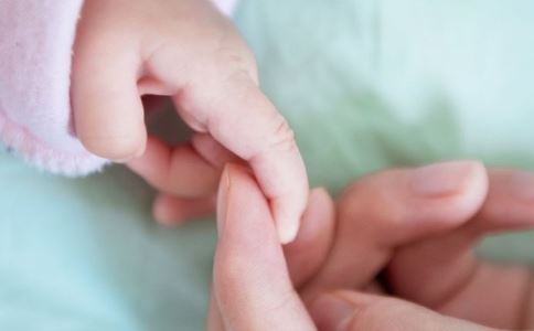 母乳喂养中的4个异常现象