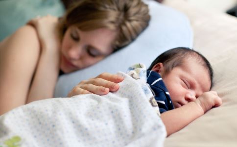 母乳喂养是婴幼儿最佳的补碘方法