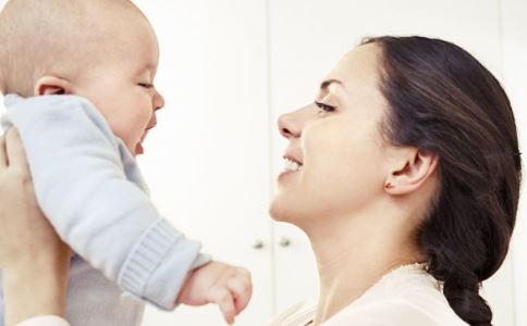 妈妈们该怎样给宝宝补钙呢？