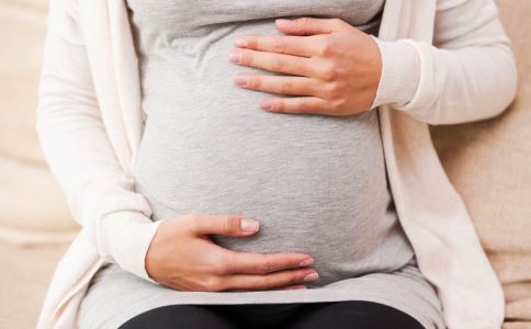 预产期提前的预兆 胎儿提前出来的征兆 胎儿提前生有哪些症状