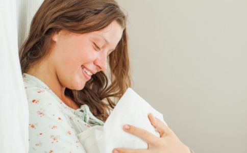 产妇分娩注意事项 分娩时不要闭眼睛