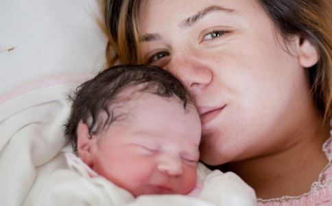 如何减轻分娩疼痛 分娩前的禁忌 分娩的注意事项