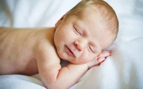 新生儿月子期间如何护理 这9点你做了吗