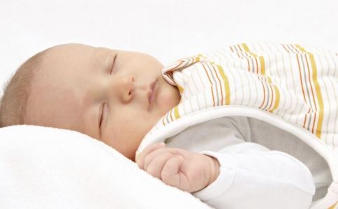 如何喂养新生儿 新生儿喂养护理知识 新生儿喂养与护理