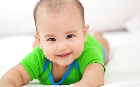 0-6个月婴儿奶粉 6-12个月婴儿奶粉 1岁以上的宝宝奶粉