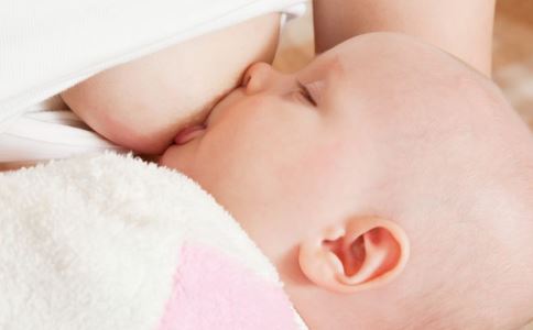 剖腹产母乳喂养姿势 正确的母乳喂养姿势 剖腹产会影响母乳喂养吗