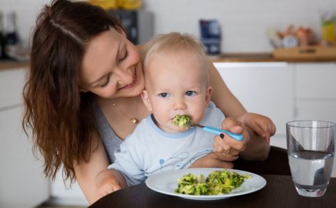 宝宝不爱吃饭怎么办 宝宝不爱吃饭是什么原因 宝宝不爱吃饭如何改善？