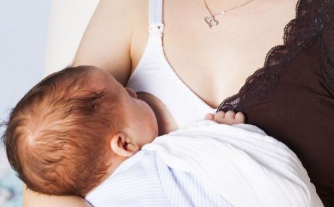 宝宝为什么会拒绝吃母乳 宝宝罢奶的原因 宝宝拒绝母乳喂养的原因