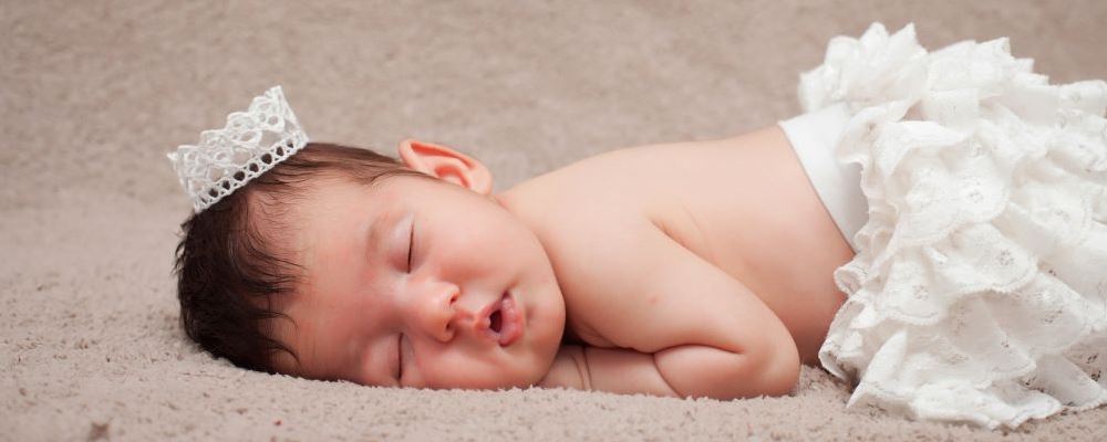 4个月宝宝生长发育特征 4个月宝宝生长发育指标 4个月宝宝发育指标