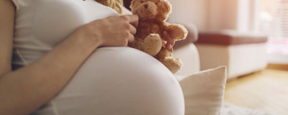 怀孕五个月胎动厉害是怎么回事？